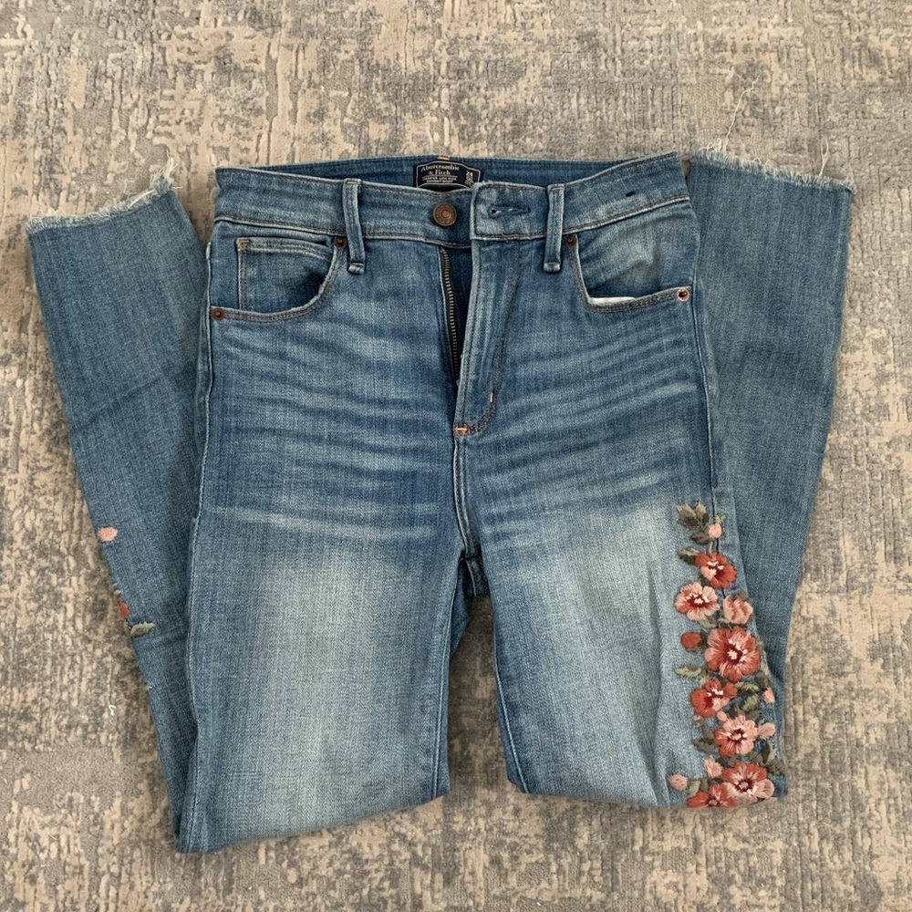 Abercrombie embroidered skinny jeans